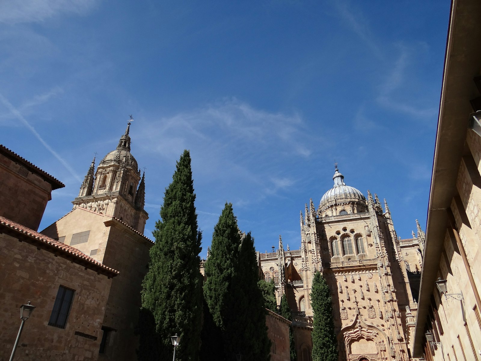 Catedral de Salamanca de día, la ciudad dorada